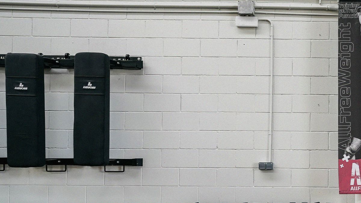 Rack de pared para banco